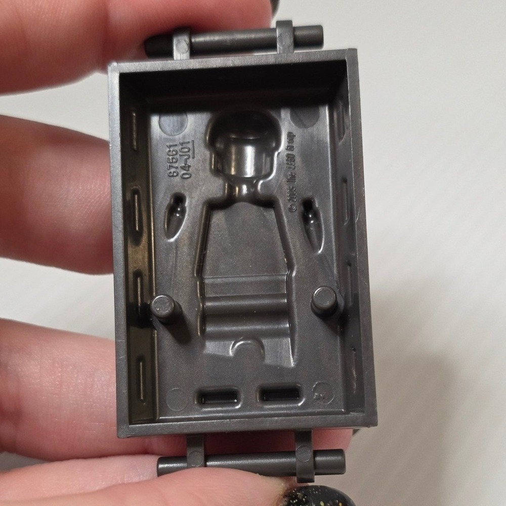 LEGO Han Solo in Carbonite Block One Size Grey Excellent 87561 - Picture 7 of 8